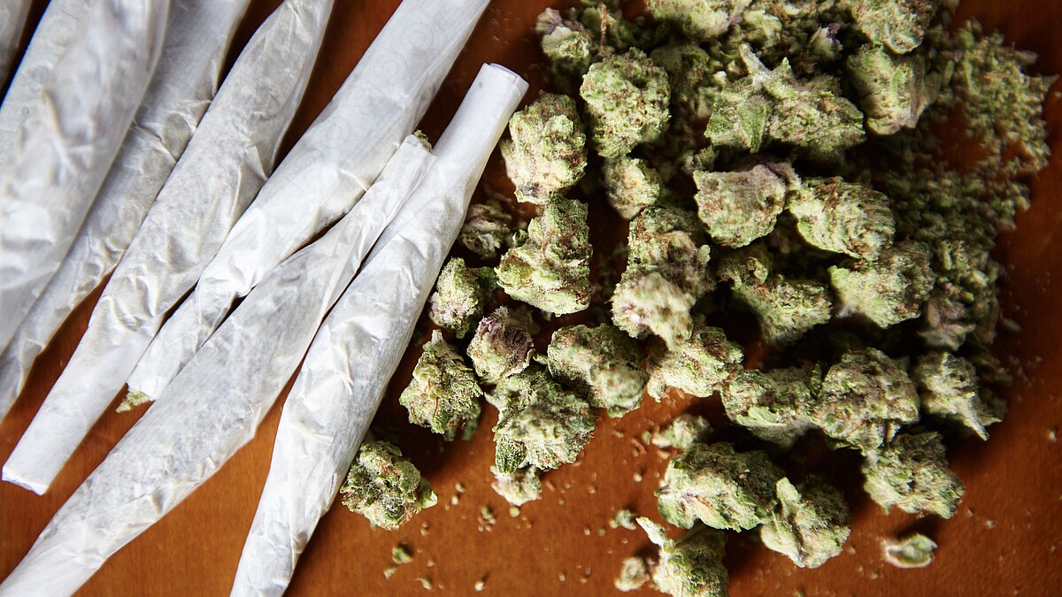 Cannabis und Joints. Quelle: wirestock/freepik
