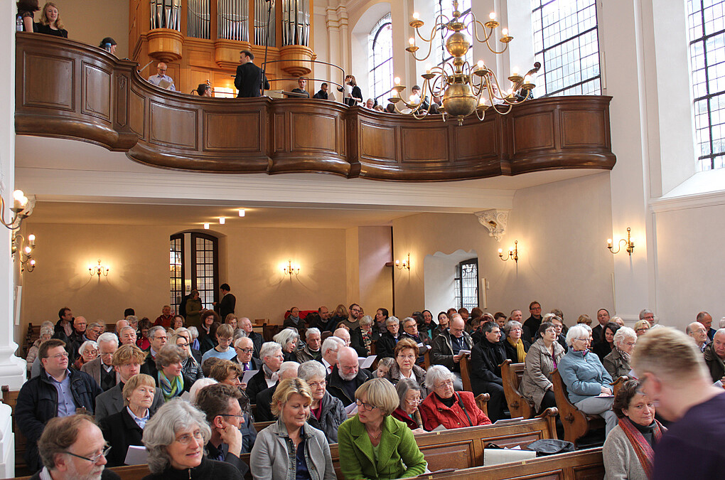 Unter der Leitung von Georg Hage können alle Interessierten an einer Aufführung der Bachkantate in der Annakirche teilnehmen. (Foto: Kirchenkreis Aachen)